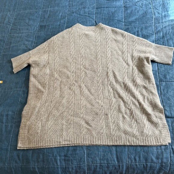 Cynthia Rowley 2 Ply Cashmere Gray Oversized Cable Knit Sweater Cape Size XS/S - Picture 2 of 8